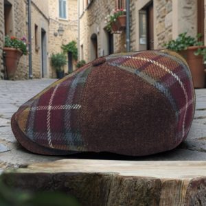 casquette 6 pans +bouton laine bicolore