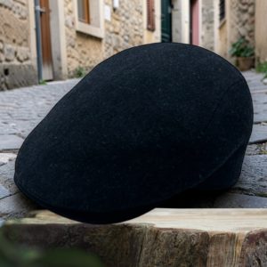 casquette plate laine + cache oreille